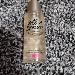 Victoria Secret shimmer spray
